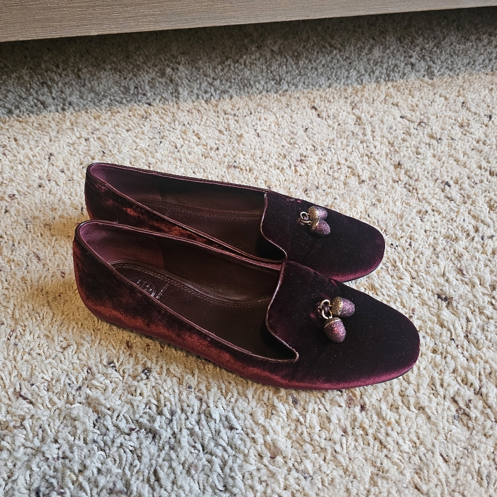 Tory Burch maroon velvet flats Size 6.5